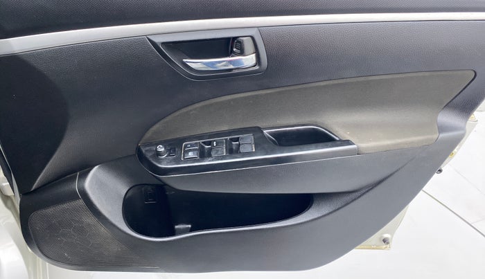 2015 Maruti Swift VXI D, Petrol, Manual, 71,525 km, Driver Side Door Panels Control