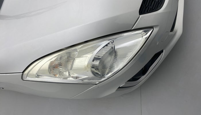 2015 Maruti Swift VXI D, Petrol, Manual, 71,525 km, Right headlight - Faded