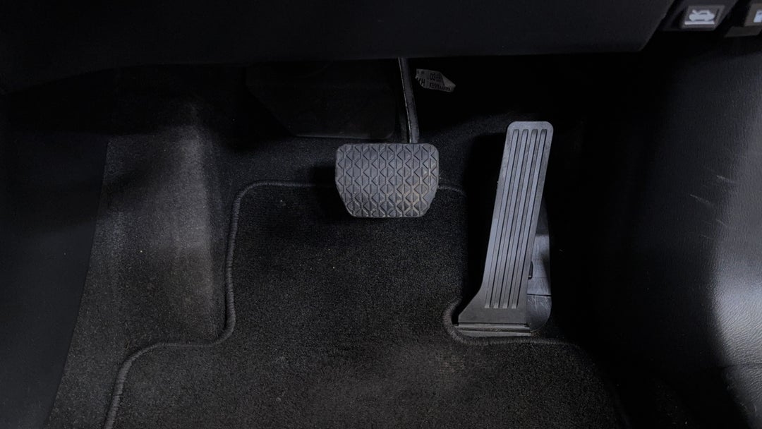 Pedals and Footmat