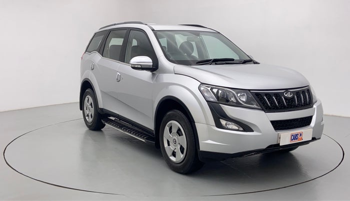 2016 Mahindra XUV500 W6 AT, Diesel, Automatic, 49,128 km, Right Front Diagonal