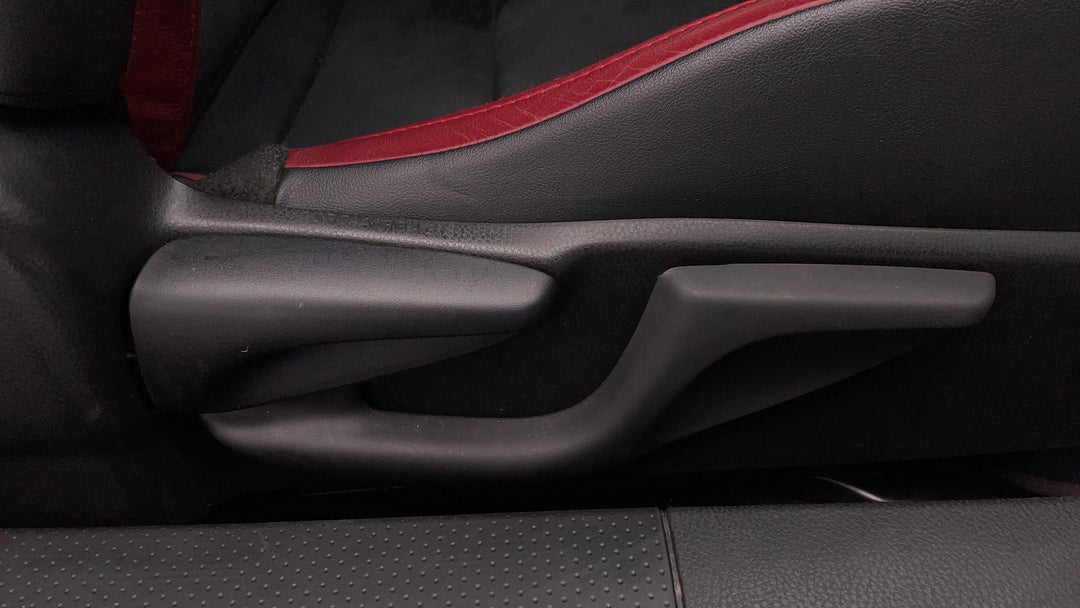 2019 Subaru Brz Ts, Manual, 60174 km, Drivers Side Adjustment Panel