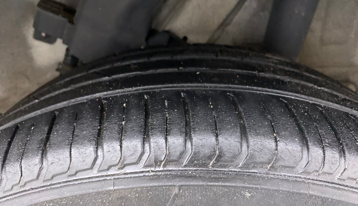 2019 Hyundai VENUE SX PLUS 1.0 TURBO DCT, Petrol, Automatic, 31,849 km, Left Rear Tyre Tread
