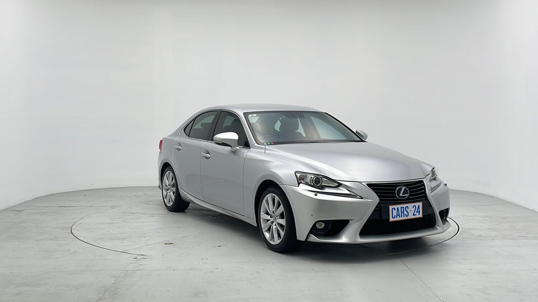 Right Front Diagonal (45- Degree) View