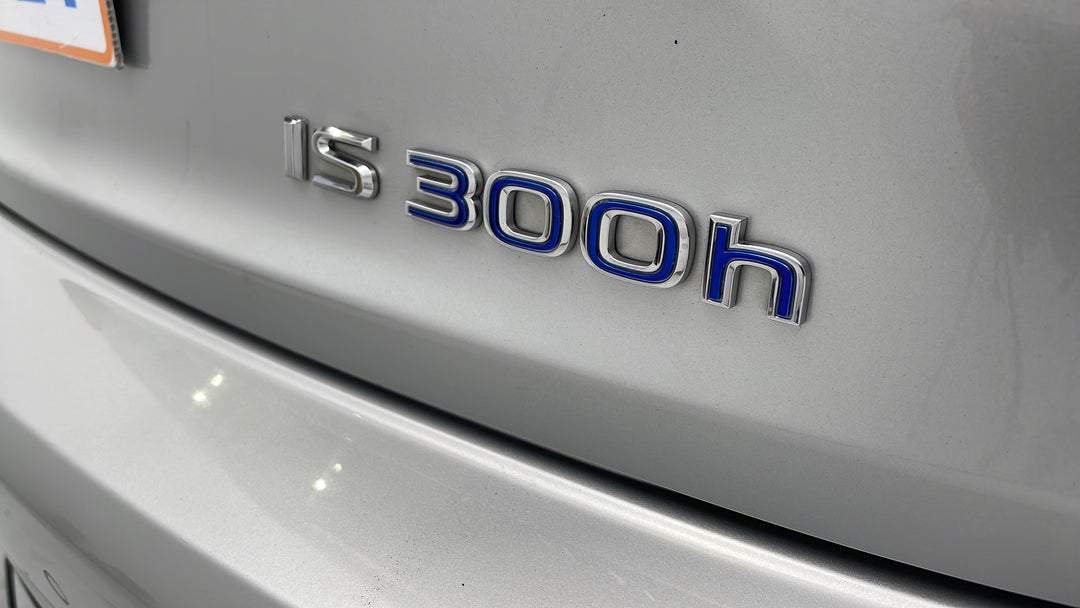 Badge (Boot Right Side)