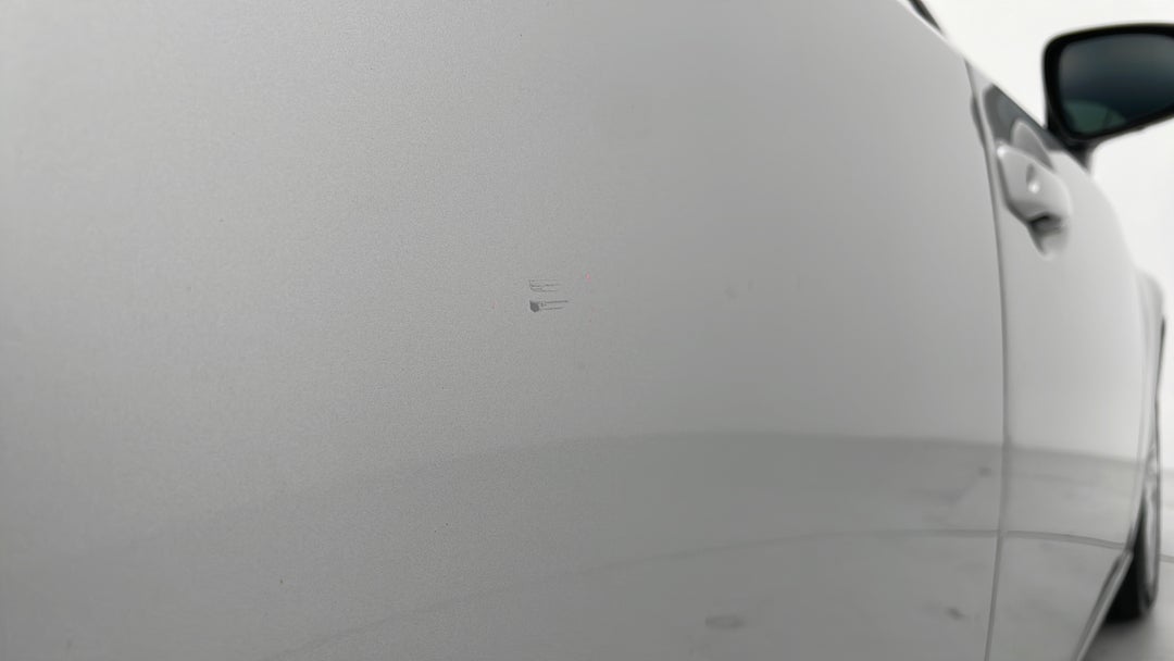 Doors Rear RHS Scratch