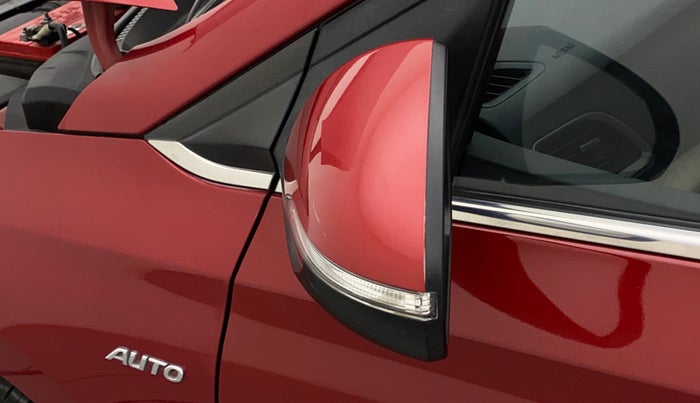 2019 Hyundai Verna 1.6 VTVT SX (O) AT, Petrol, Automatic, 26,671 km, Left rear-view mirror - Folding motor not working