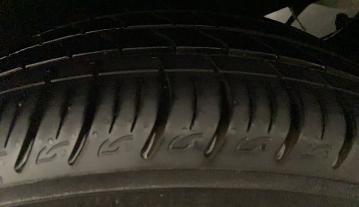 2017 Maruti Baleno ALPHA CVT PETROL 1.2, Petrol, Automatic, 46,651 km, Left Rear Tyre Tread