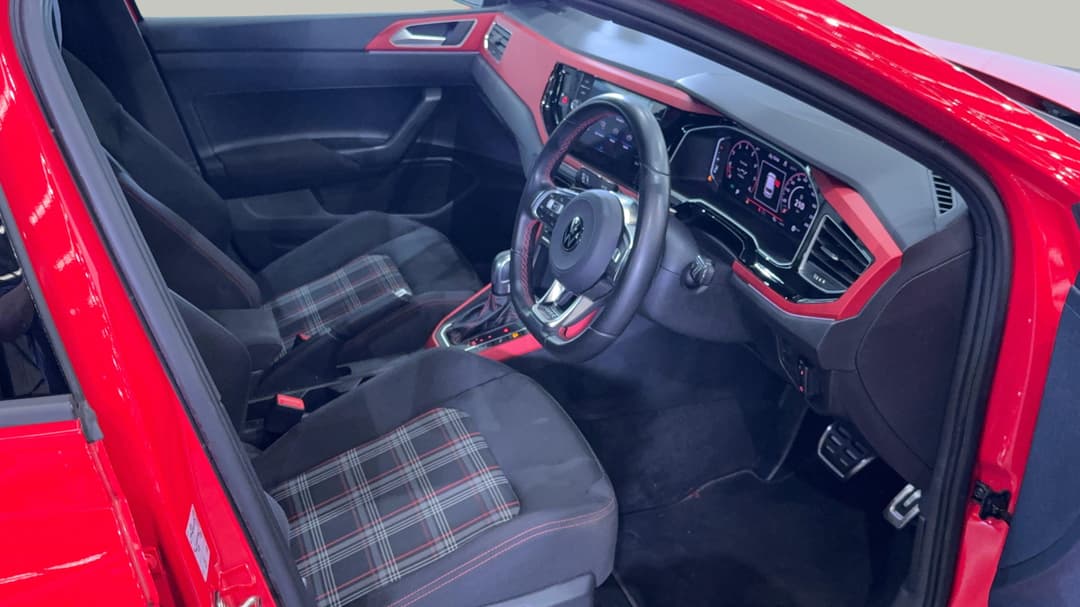2021 Volkswagen Polo Gti, Automatic, 30804 km, Right Side Front Door Cabin View