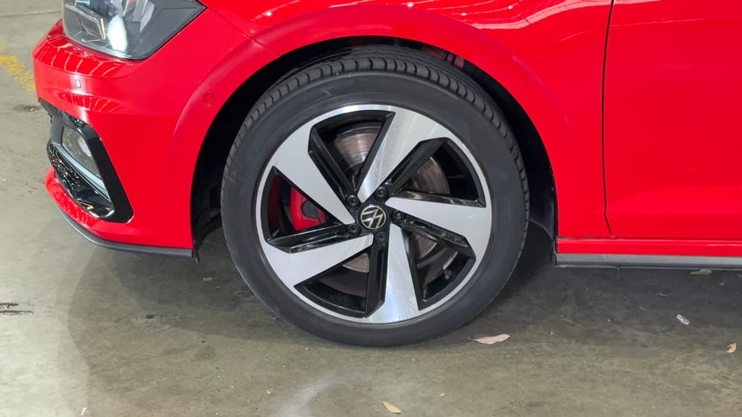 2021 Volkswagen Polo Gti, Automatic, 30804 km, Left Front Wheel