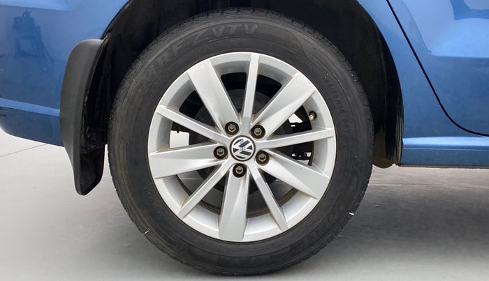 2016 Volkswagen Ameo HIGHLINE 1.2, Petrol, Manual, 32,065 km, Right Rear Wheel
