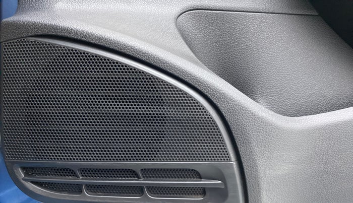 2016 Volkswagen Ameo HIGHLINE 1.2, Petrol, Manual, 32,065 km, Speaker