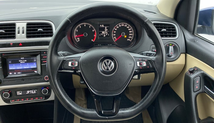 2016 Volkswagen Ameo HIGHLINE 1.2, Petrol, Manual, 32,065 km, Steering Wheel Close Up