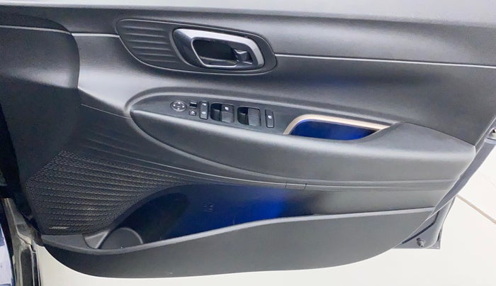 2022 Hyundai NEW I20 ASTA (O) 1.2 MT, Petrol, Manual, 26,675 km, Driver Side Door Panels Control