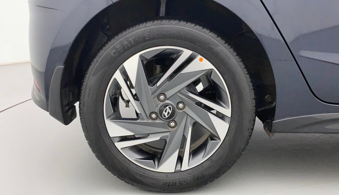 2022 Hyundai NEW I20 ASTA (O) 1.2 MT, Petrol, Manual, 26,675 km, Right Rear Wheel