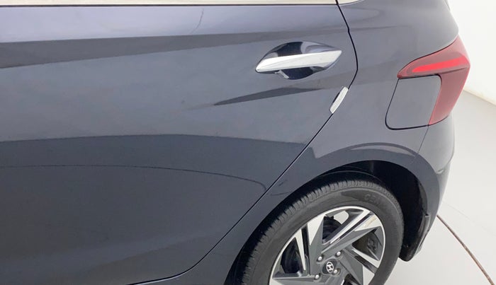 2022 Hyundai NEW I20 ASTA (O) 1.2 MT, Petrol, Manual, 26,675 km, Left quarter panel - Minor scratches