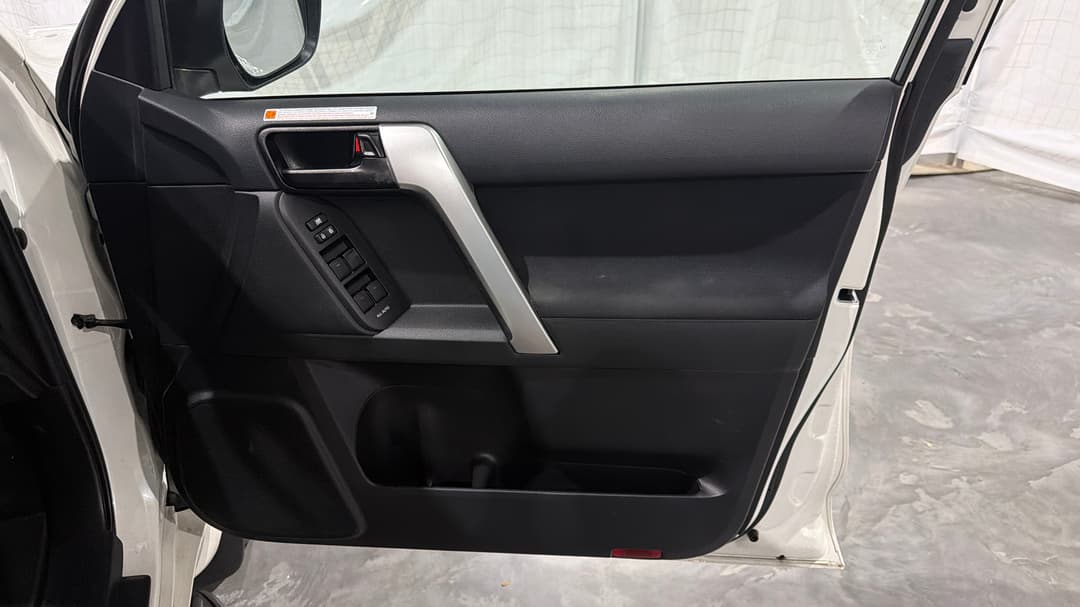 2023 Toyota Landcruiser Prado Gxl, Automatic, 65874 km, Speaker View