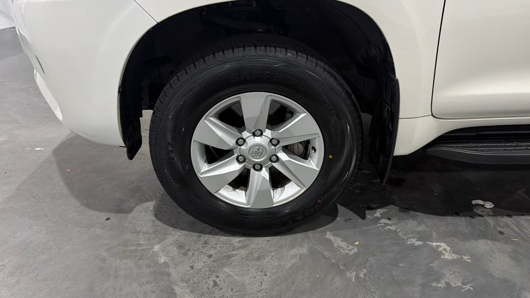 2023 Toyota Landcruiser Prado Gxl, Automatic, 65874 km, Left Front Wheel