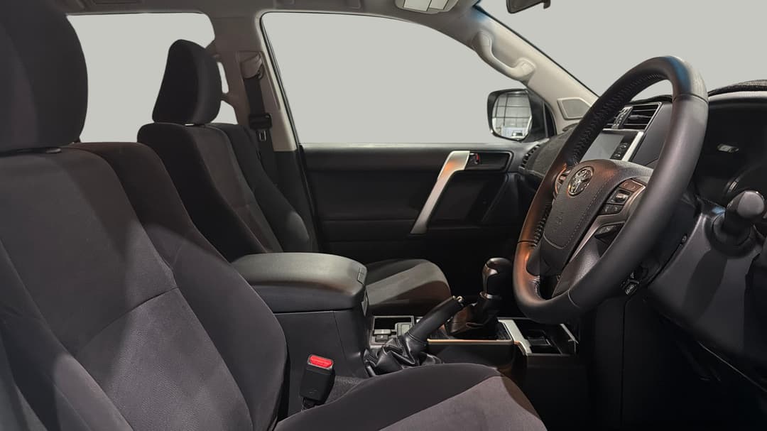 2023 Toyota Landcruiser Prado Gxl, Automatic, 65874 km, Right Side Front Door Cabin View