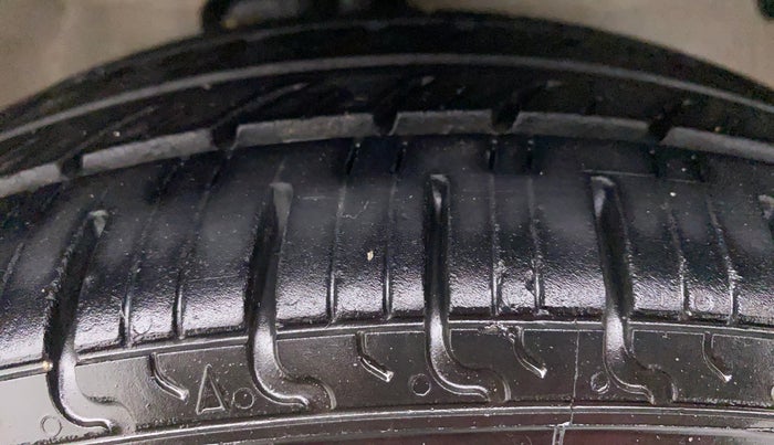 2019 Maruti Celerio VXI CNG D, CNG, Manual, 81,156 km, Right Front Tyre Tread