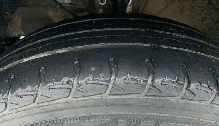 2018 Maruti Baleno DELTA 1.2 K12, Petrol, Manual, 75,651 km, Left Front Tyre Tread