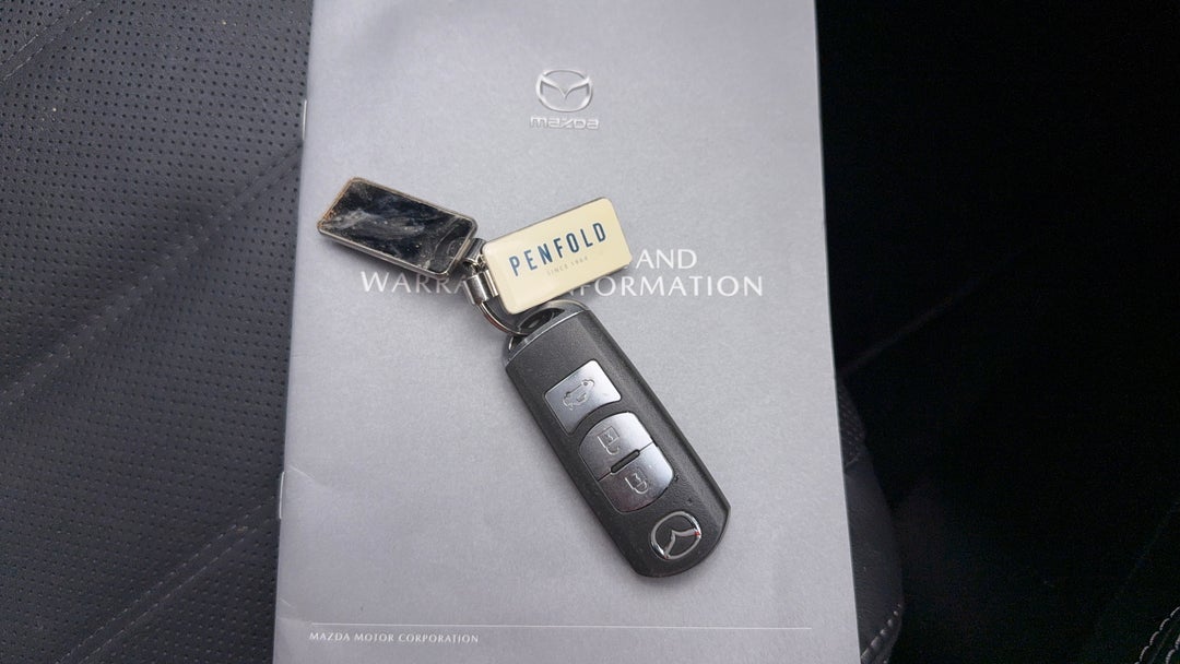 2019 Mazda 6 Touring, Automatic, 58607 km, Key Close-up