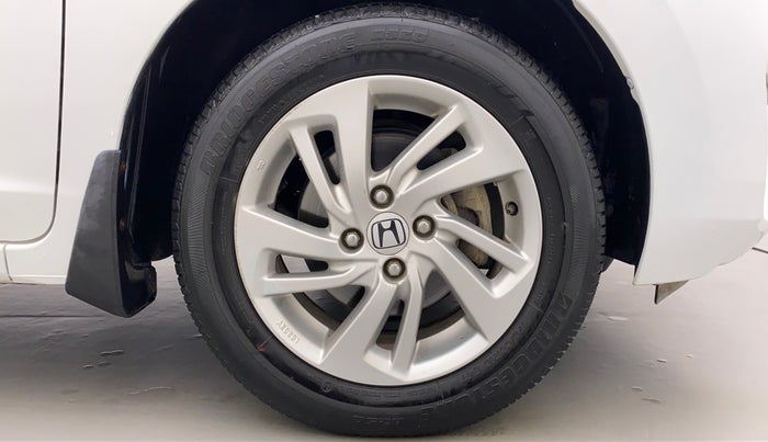 2018 Honda Jazz 1.2 V AT, Petrol, Automatic, 40,080 km, Right Front Wheel