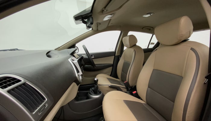 2013 Hyundai i20 SPORTZ 1.2, Petrol, Manual, 49,919 km, Right Side Front Door Cabin