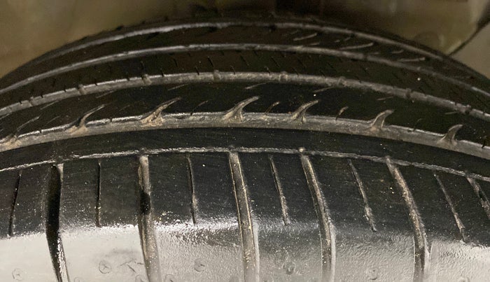 2018 Hyundai Creta 1.6 E + VTVT, Petrol, Manual, 19,767 km, Right Front Tyre Tread
