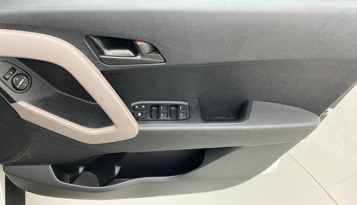 2018 Hyundai Creta 1.6 E + VTVT, Petrol, Manual, 19,767 km, Driver Side Door Panels Control
