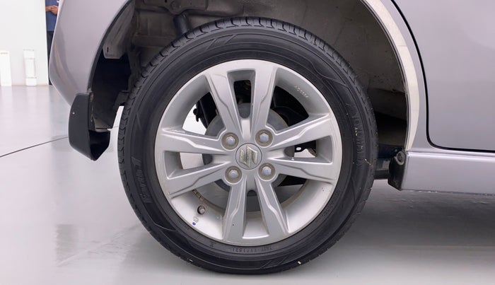 2013 Maruti Wagon R Stingray VXI, Petrol, Manual, 30,959 km, Right Rear Wheel