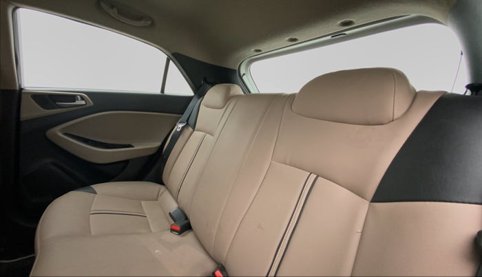 2014 Hyundai Elite i20 MAGNA 1.4 CRDI, Diesel, Manual, 58,176 km, Right Side Rear Door Cabin