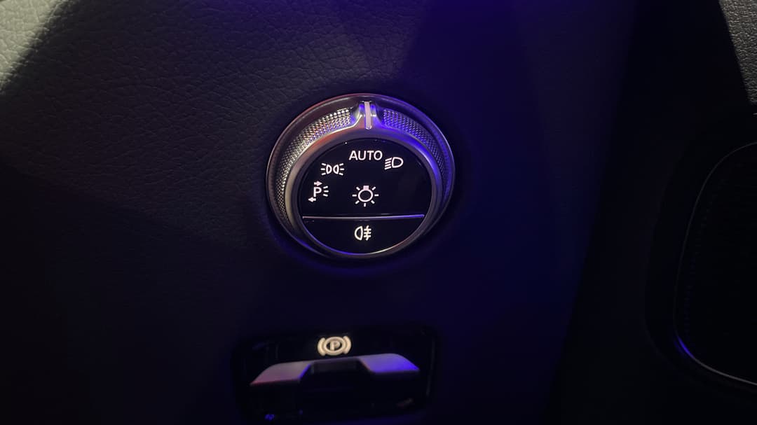 2023 Mercedes-benz GLC 300 4matic Mhev, Automatic, 25503 km, Utility Switches/Buttons