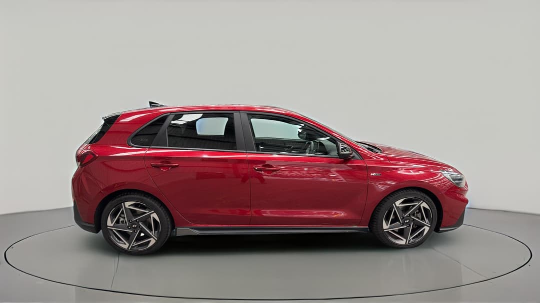2024 Hyundai i30 N Line, Automatic, 28682 km, Right Side View