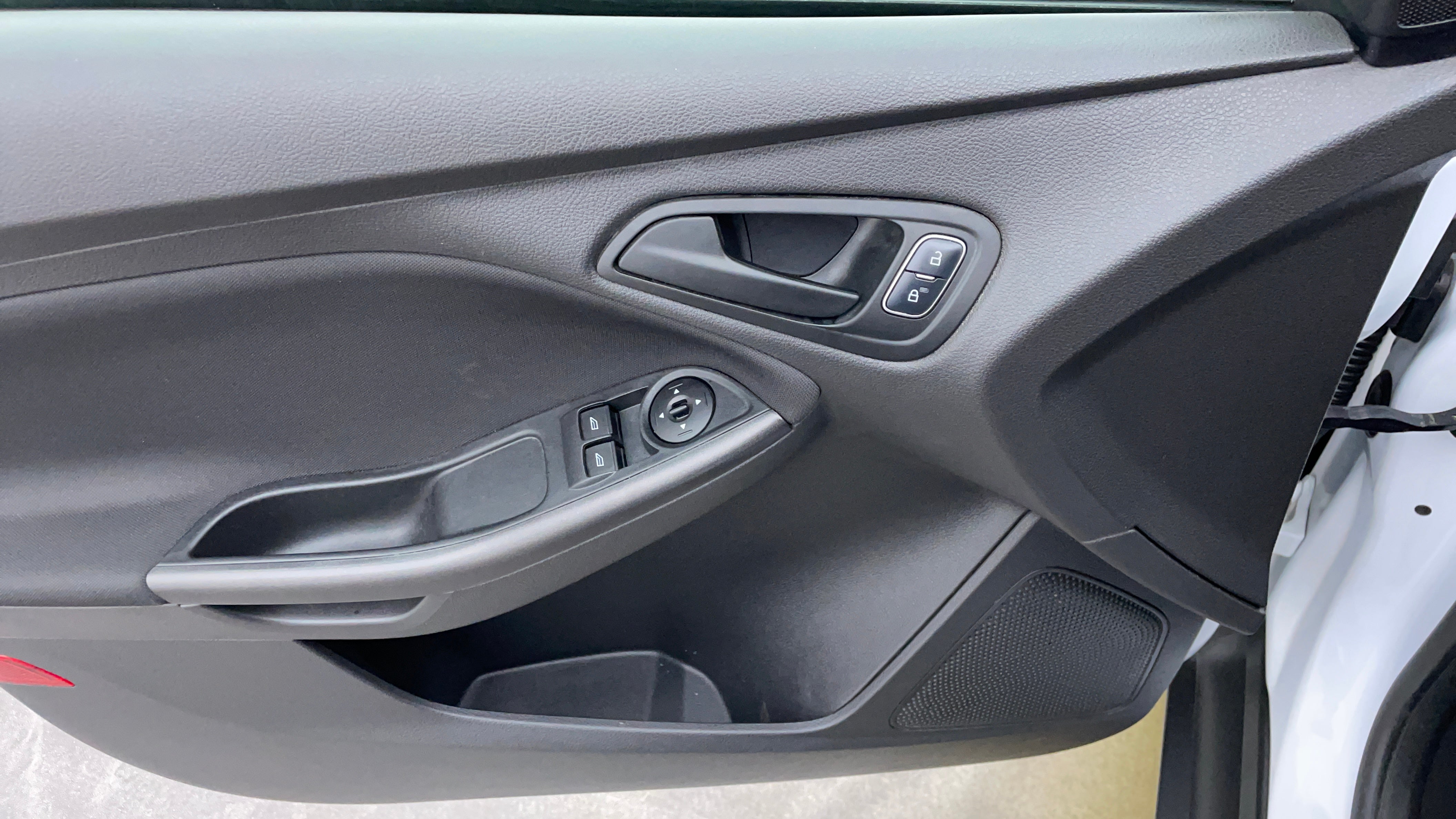 Ford Focus-Driver Side Door Panels Controls