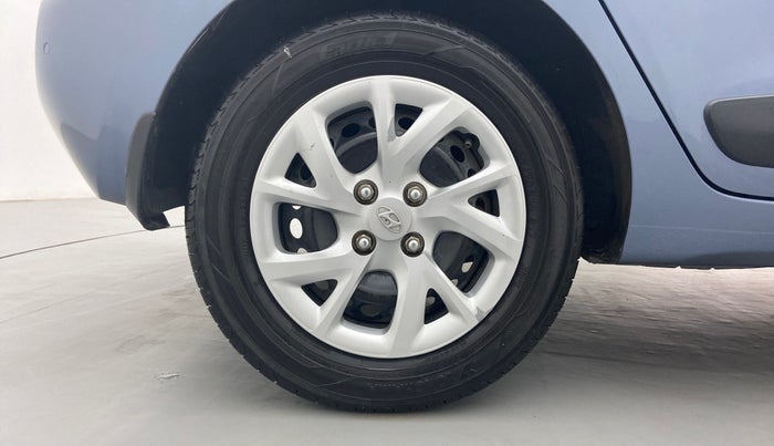 2017 Hyundai Grand i10 SPORTZ 1.2 KAPPA VTVT, Petrol, Manual, 43,605 km, Right Rear Wheel