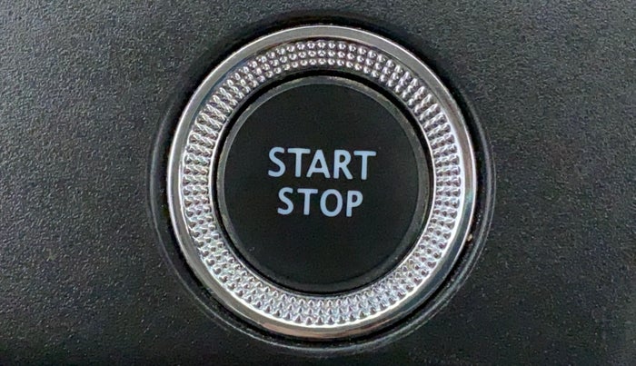 2019 Renault TRIBER 1.0 RXZ, Petrol, Manual, 11,111 km, Keyless Start/ Stop Button