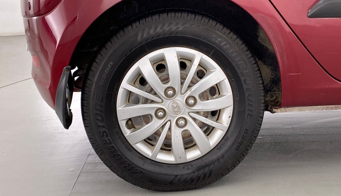 2015 Hyundai i10 SPORTZ 1.1 IRDE2, Petrol, Manual, 59,279 km, Right Rear Wheel