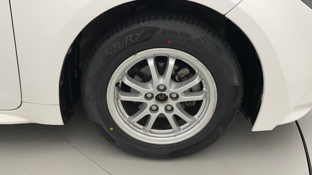 2019 Toyota Corolla Ascent Sport Hybrid, Automatic, 77133 km, Right Front Wheel