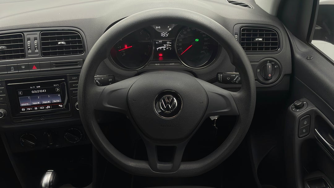 2014 Volkswagen Polo 66 Tsi Trendline, Automatic, 78794 km, Steering Wheel Close-up