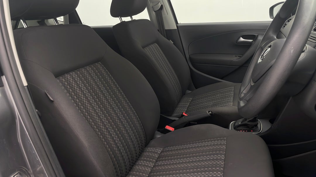 2014 Volkswagen Polo 66 Tsi Trendline, Automatic, 78794 km, Right Side Front Door Cabin View