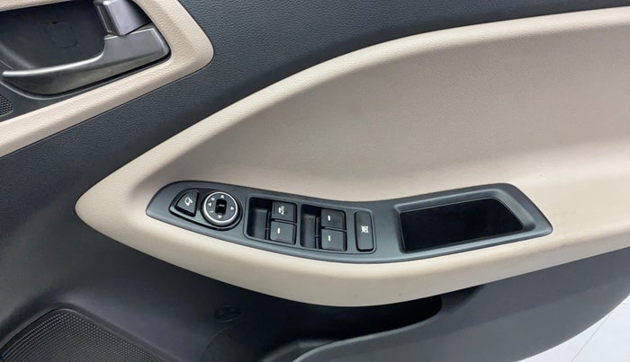 2015 Hyundai Elite i20 ASTA 1.2, Petrol, Manual, 25,691 km, Driver Side Door Panels Control