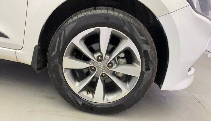 2015 Hyundai Elite i20 ASTA 1.2, Petrol, Manual, 25,691 km, Right Front Wheel