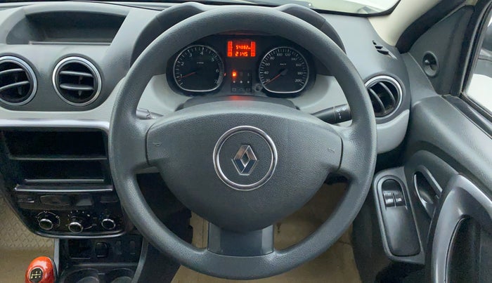 2014 Renault Duster 85 PS RXE, Diesel, Manual, 54,941 km, Steering Wheel Close Up
