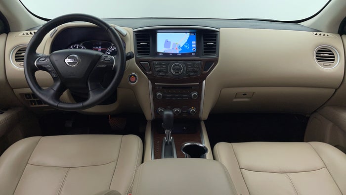 Nissan Pathfinder-Dashboard View