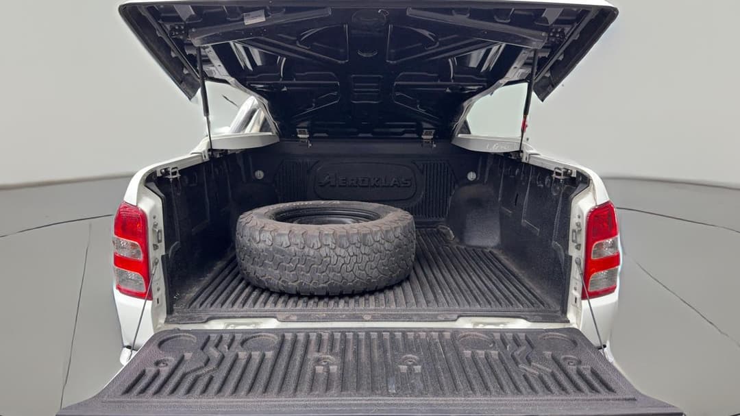 2017 Mitsubishi Triton Gls (4x4), Manual, 173564 km, Boot Inside View