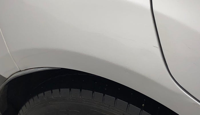 2015 Ford Ecosport TITANIUM 1.5L DIESEL, Diesel, Manual, 1,05,171 km, Right quarter panel - Minor scratches