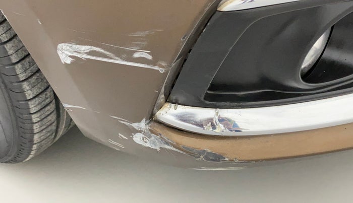 2018 Maruti Ciaz ALPHA  AT 1.5 SHVS PETROL, Petrol, Automatic, 92,446 km, Front bumper - Paint has minor damage
