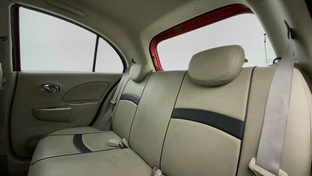 Right Side Rear Door Cabin
