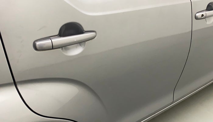 2019 Maruti IGNIS DELTA 1.2, Petrol, Manual, 37,844 km, Right rear door - Minor scratches