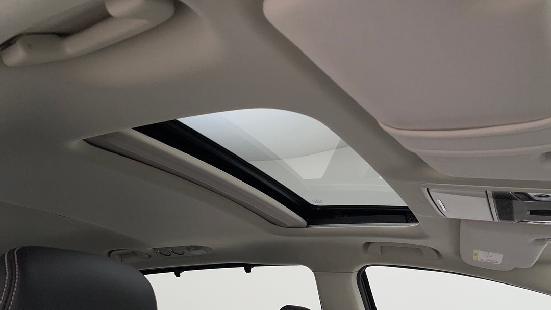 Interior Sunroof/Moonroof